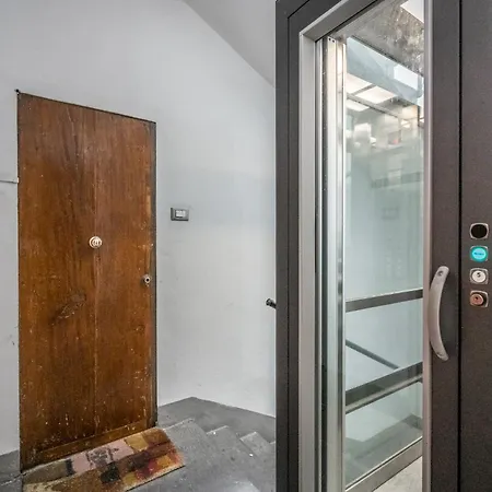 Апартаменты Loft In Piazza Duomo Флоренция